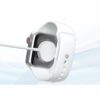 Chargeur magnétique VC-18 en charge sur une Apple Watch
